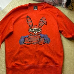 I am selling a sweater